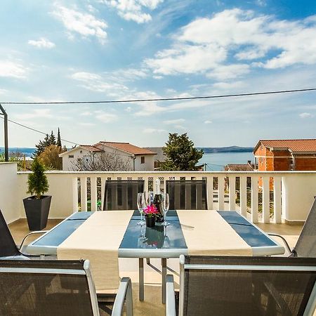 Apartmani Bregovec Maslenica Eksteriør billede