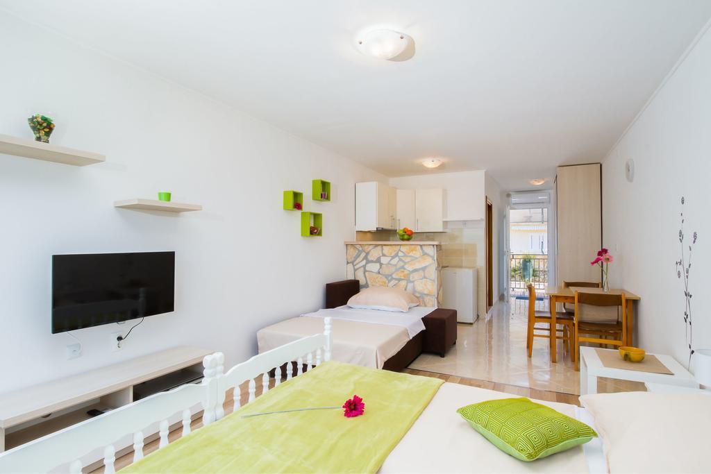 Apartmani Bregovec Maslenica Eksteriør billede