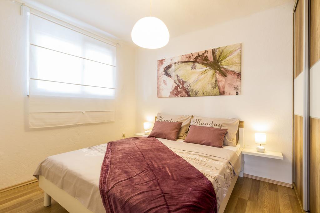 Apartmani Bregovec Maslenica Eksteriør billede