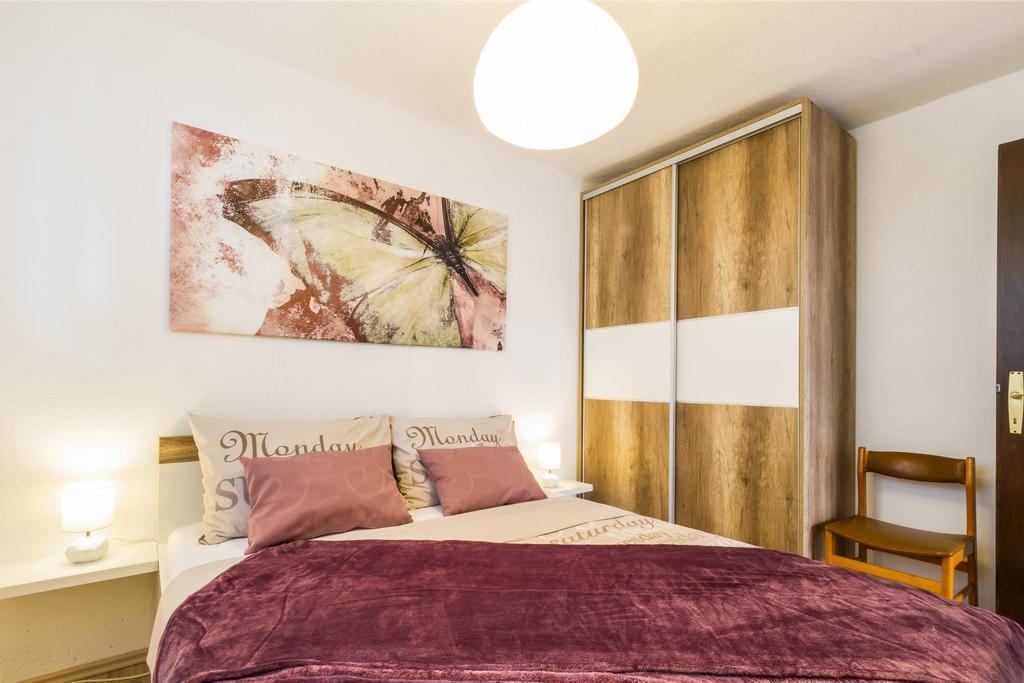 Apartmani Bregovec Maslenica Eksteriør billede