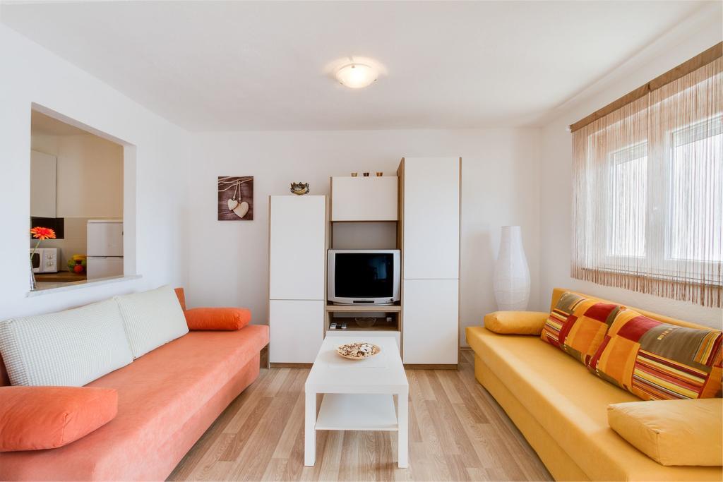 Apartmani Bregovec Maslenica Eksteriør billede