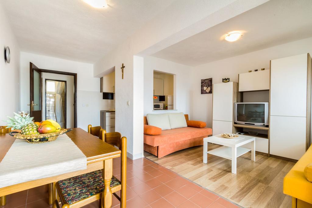 Apartmani Bregovec Maslenica Eksteriør billede